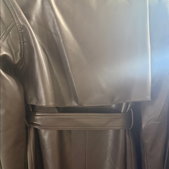 Seroya Estelle Ash Brown and White Women's vegan leather Trench Coat - Picture 11 of 11